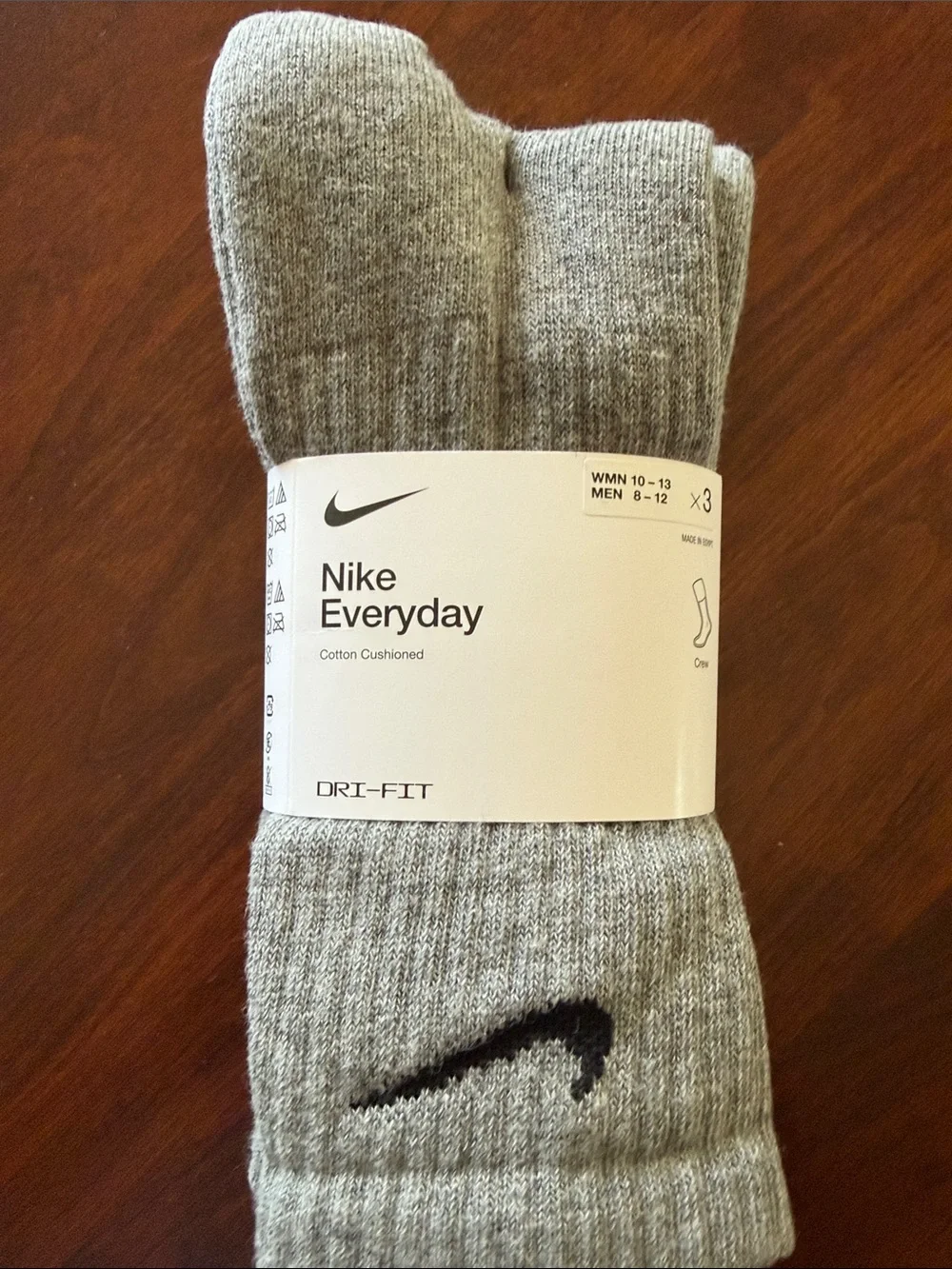 Nike Everyday Dri-FIT Cushioned Crew Socks - Heather Gray with Black Swoosh NWT